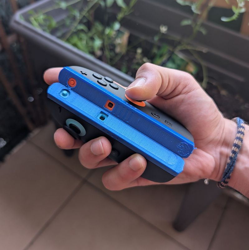 Nintendo Switch 2 One Hand