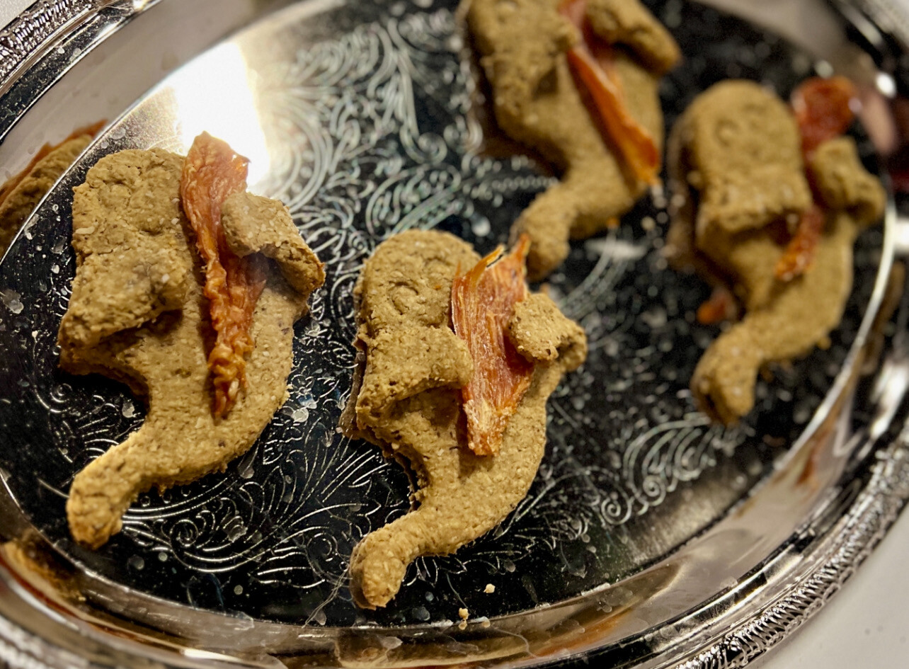 Chicken Is My Boo! (2 cookies)