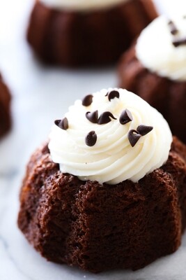 Bundt Cakes (12)