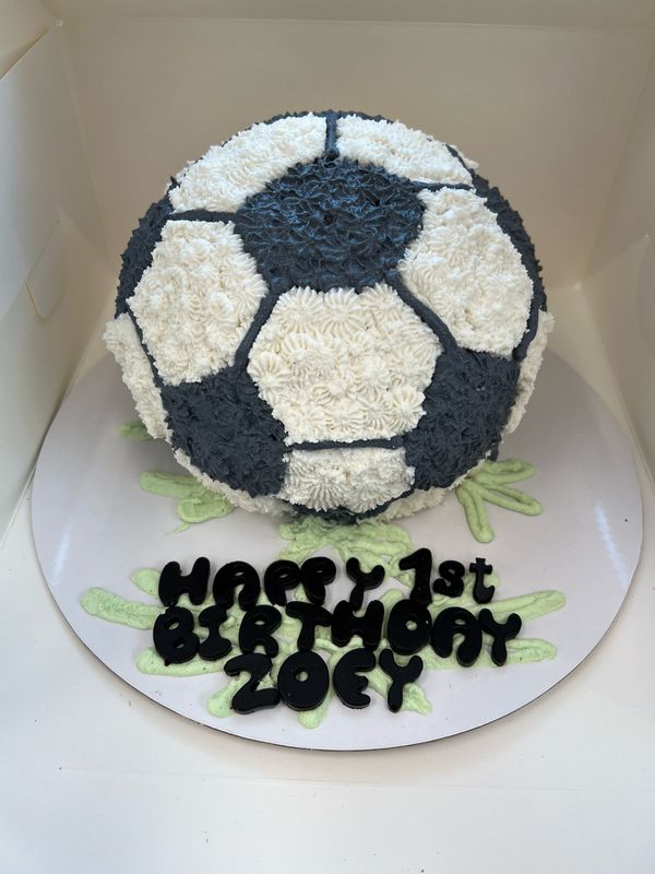 Soccer Ball Cake
