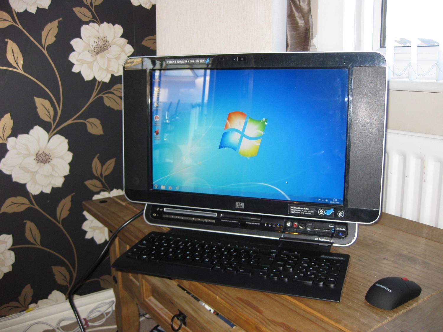 HP TOUCHSMART (IQ772-UK) All-in-One Touch Screen PC