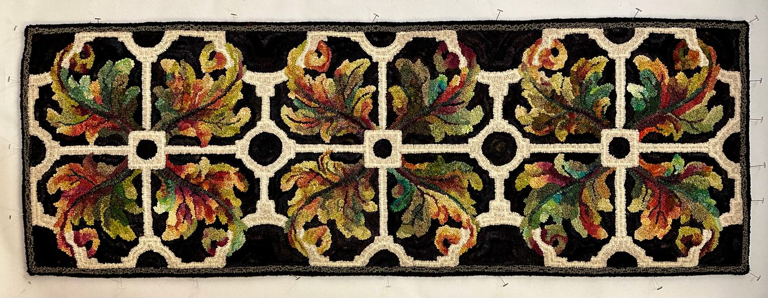 Curly Leaf Runner