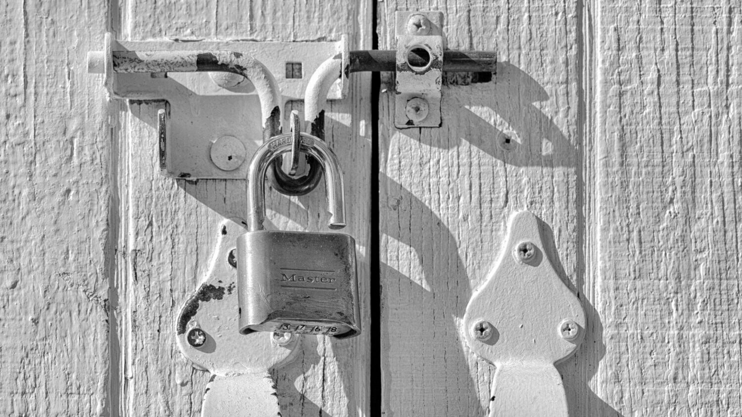 Un Locked