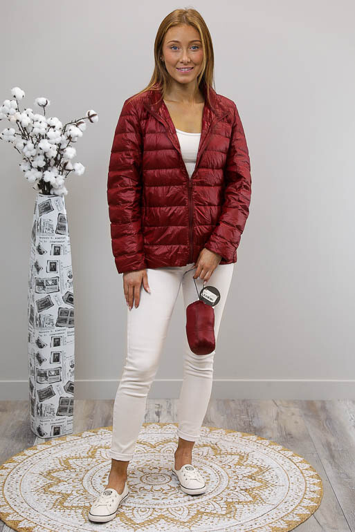 Coyote Compact Puffer Jacket - Burgundy