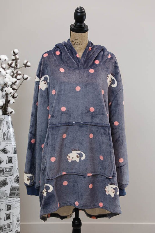 Fifi Fluff Light Oversized Hoodie - Midnight Blue/Cat