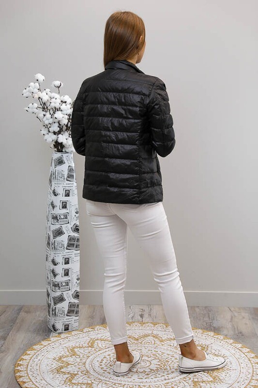 Coyote Compact Puffer Jacket - Black