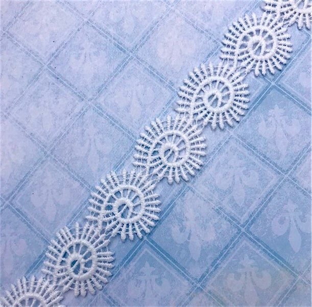 Lace 73 - Blue Fern Studios Seaside Cottage (Classic Blue)