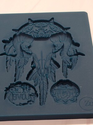 Tribal Skull Silicone Mold - Zuri-Inc