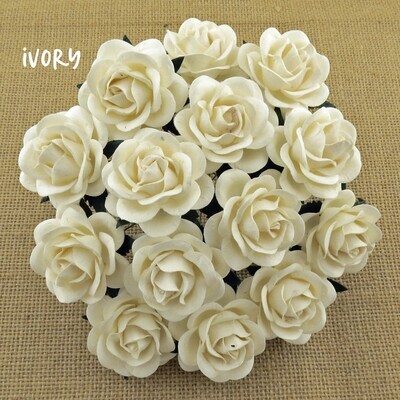 40mm Ivory Trellis Roses - Promlee Flowers