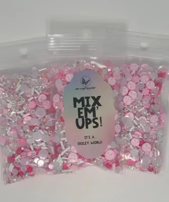 It&#39;s a Skeley World - Mix Em&#39; Up Shaker Mixes