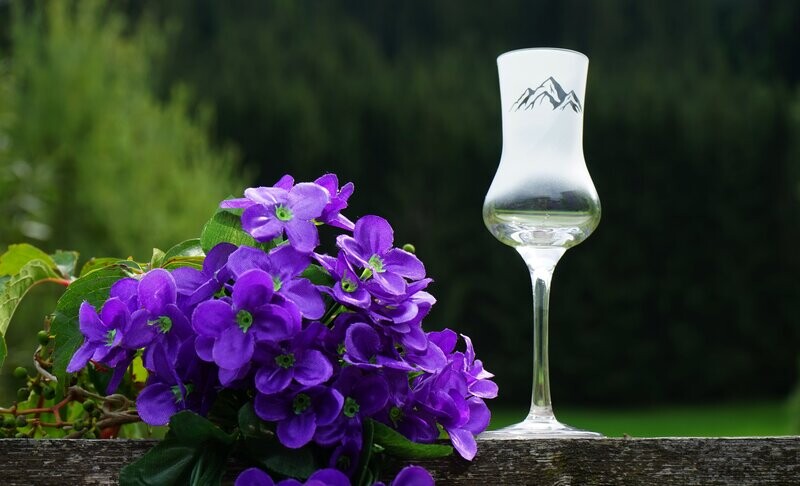 Schnapsglas Berg