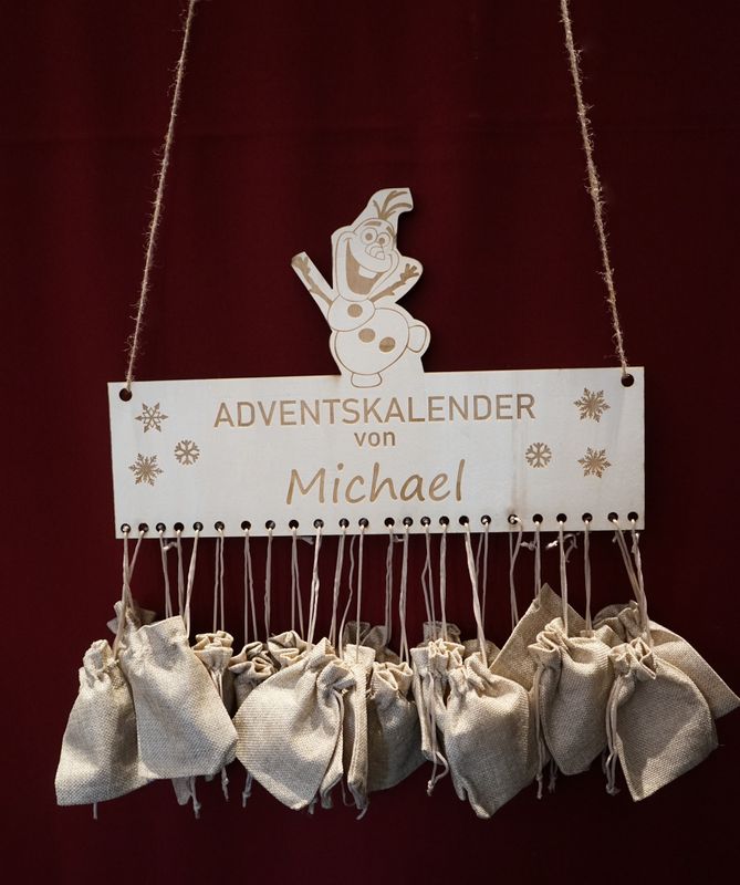 Adventskalender quadratisch mit Säckchen