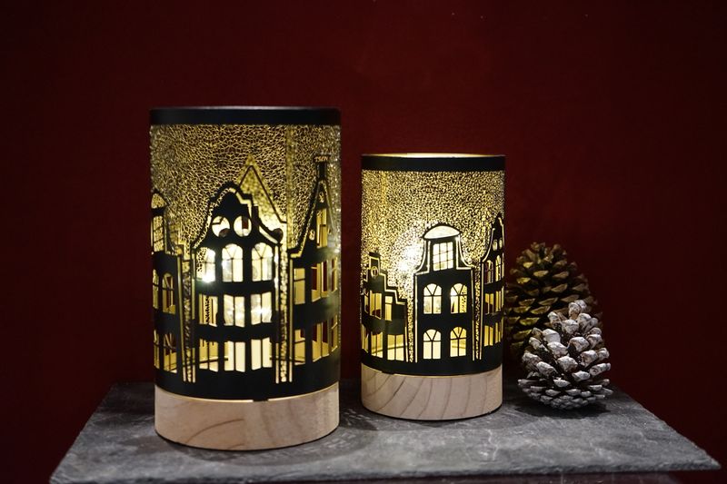 Licht ,,Haus,, groß