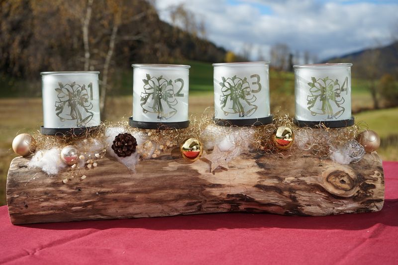 Adventskranz Holzstamm ,,Glocke,,