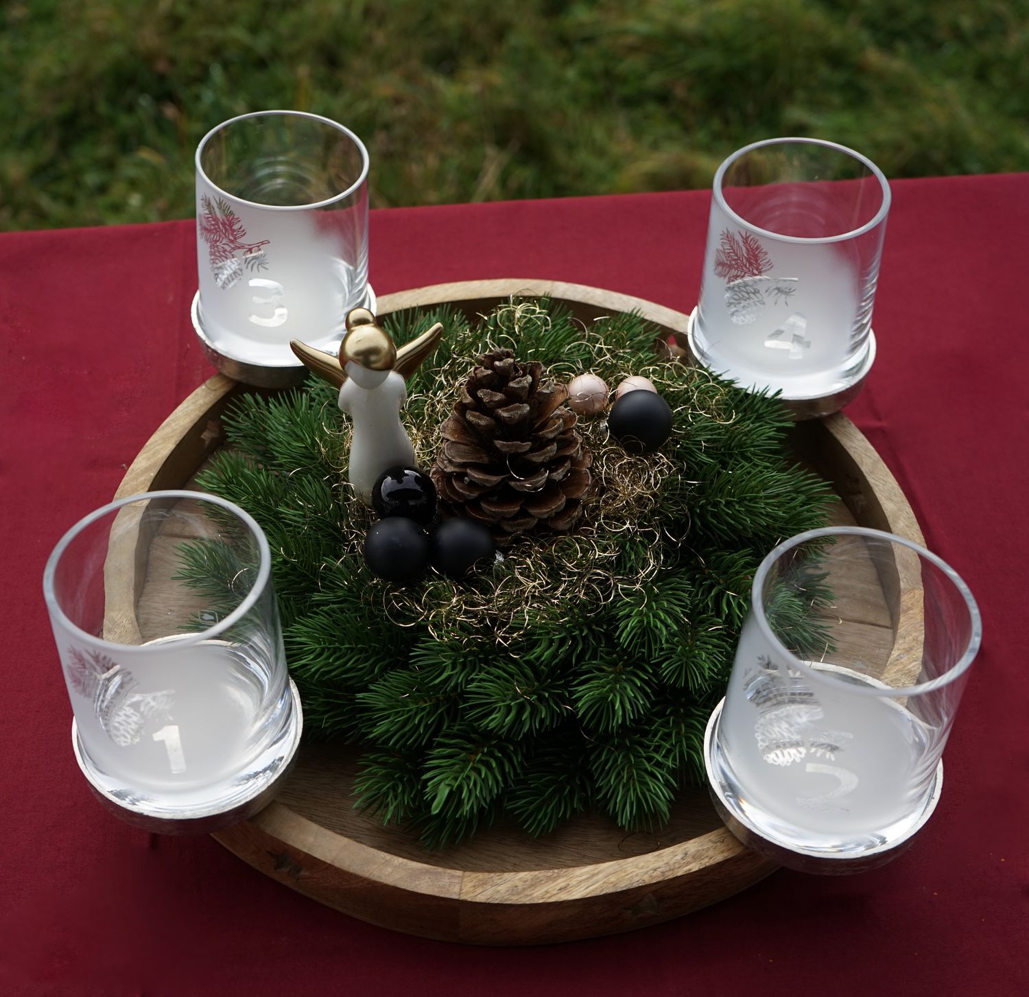 Adventskranz groß mit Holztablett