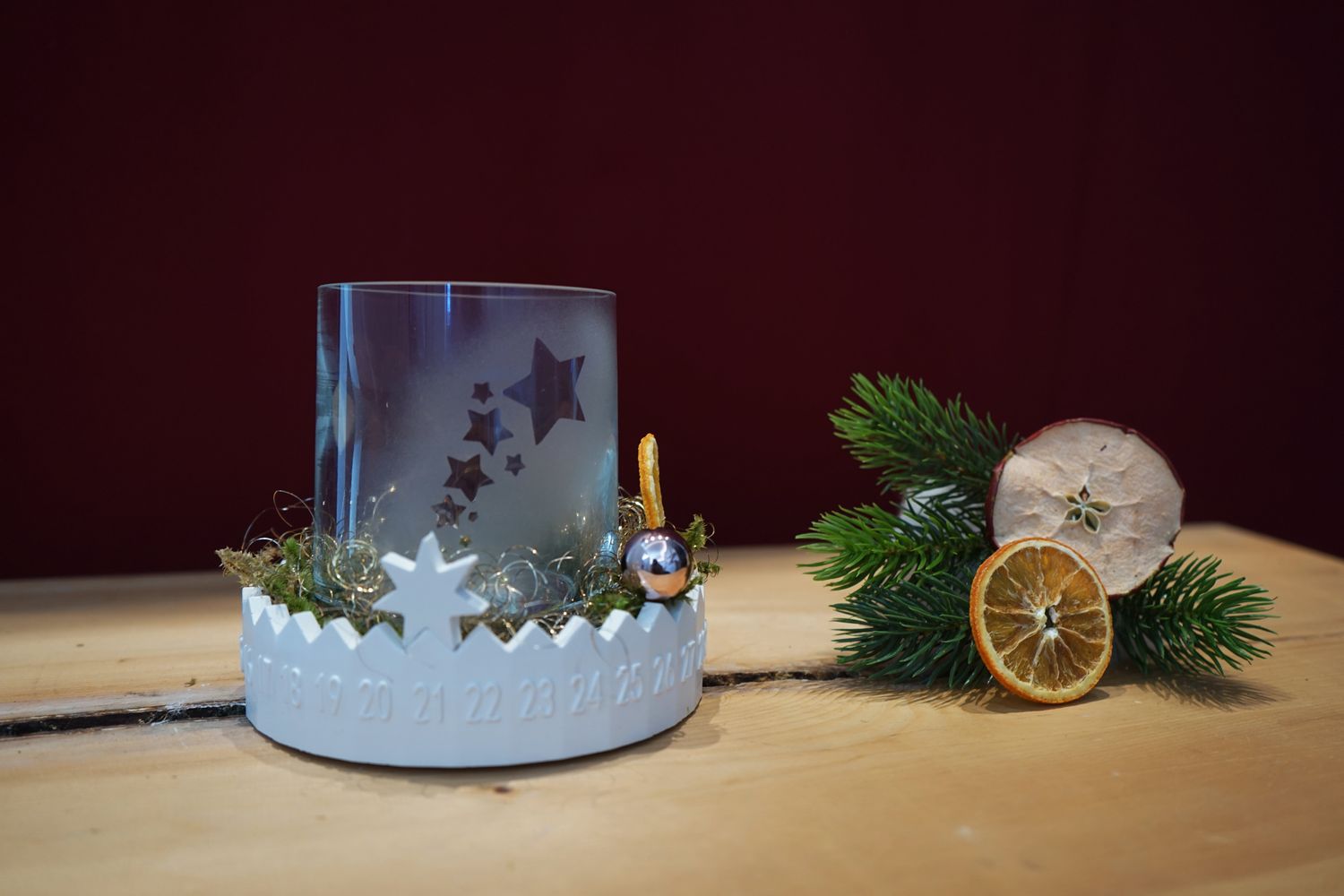 Teelichthalter mit Adventskalender