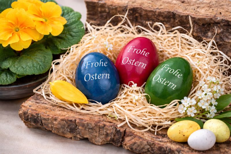 graviertes essbares Osterei