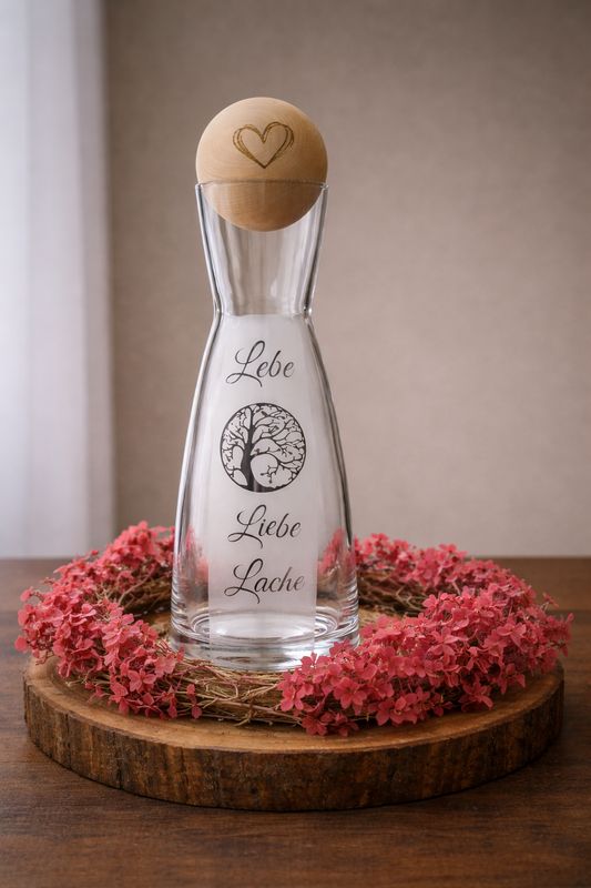 Wasserkaraffe-Lebe-Liebe-Lache