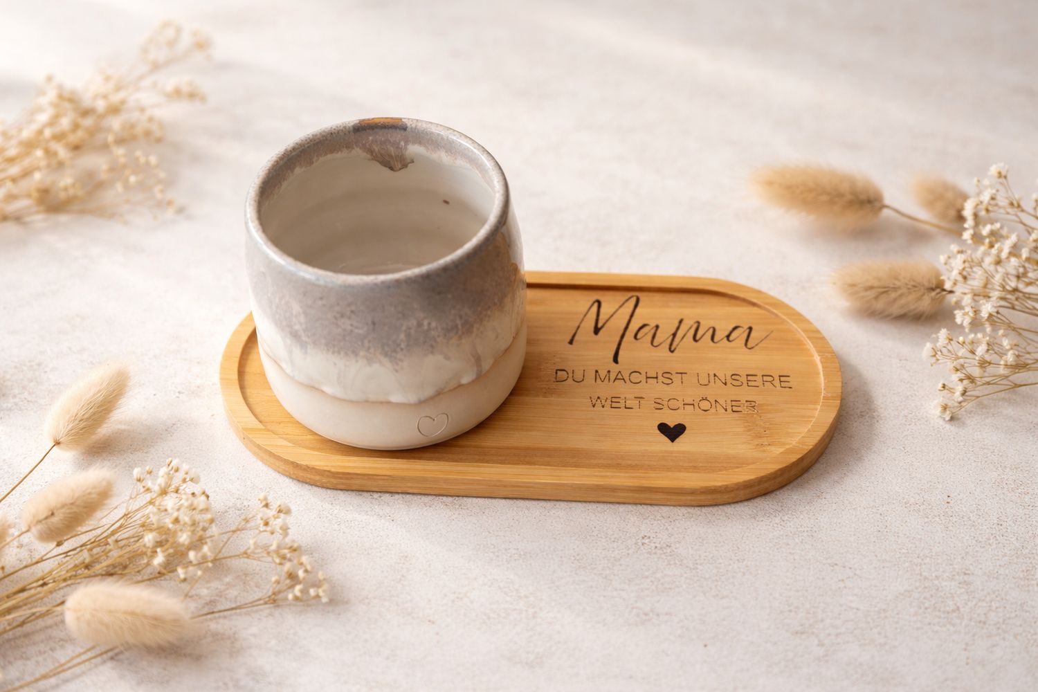 Muttertagsgeschenk mit handgemachter Tasse