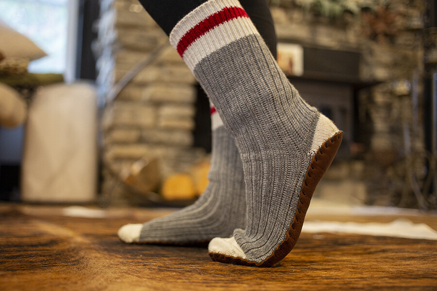 Kate Spade Black SLIPPER Socks Barre 2 Pair FabFitFun Emblem One Size for  sale online