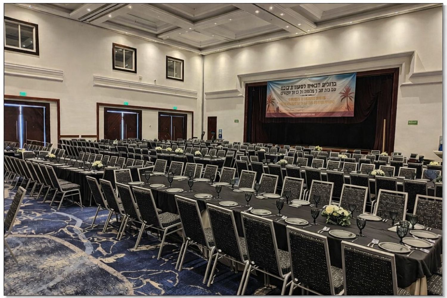 Shabbat community meals at Chabad Playa