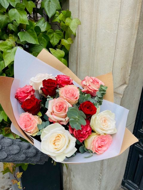 MELANGE DE ROSES