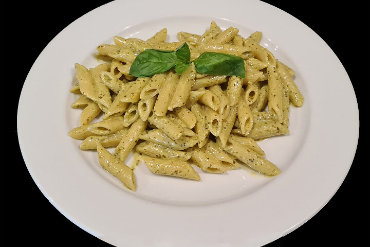 54.Penne au Pesto