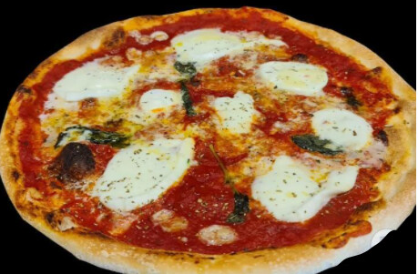 51.Pizza Margherita