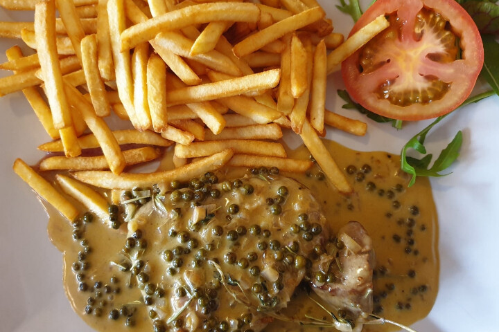 Filet de Bœuf au Poivre Vert