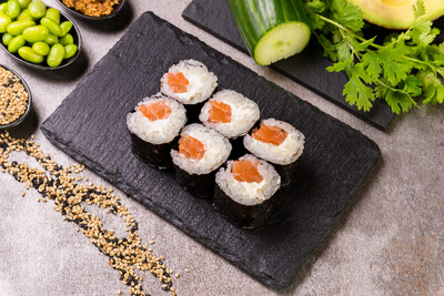 Maki saumon avocat/saumon cheese/thon cru/thon mayo