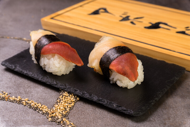 D8. Nigiri sushi palourde
