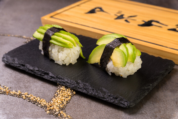 Nigiri Sushi Avocat