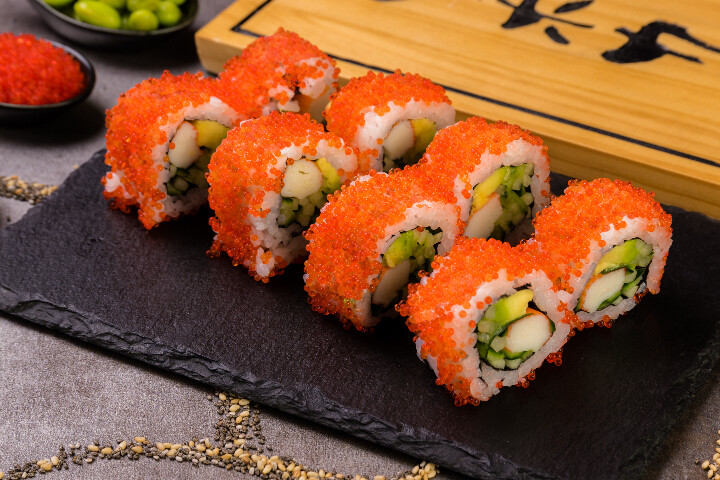 tobiko rolls