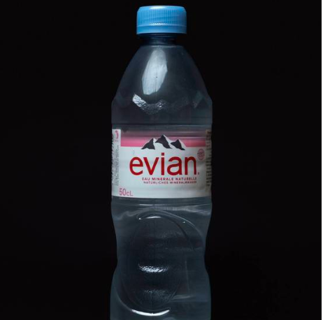 109.Evian