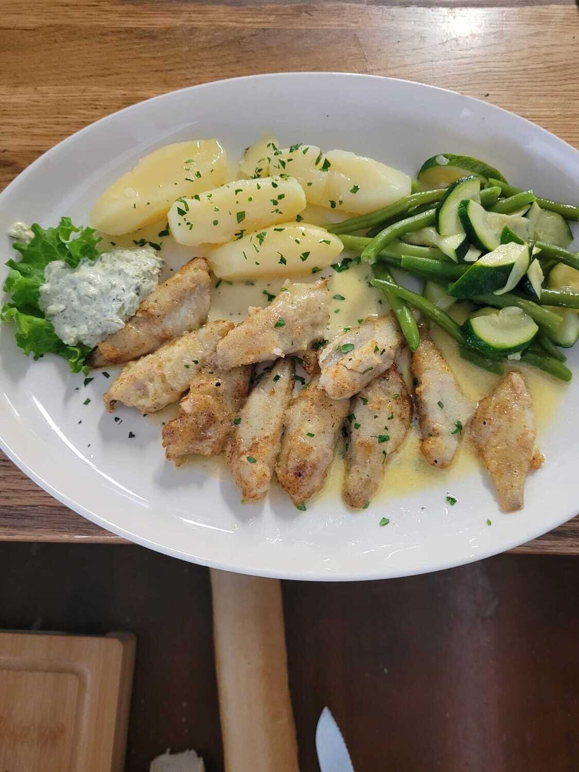 Filets de perche meunière avec frites