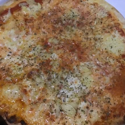 25.Pizza SUISSE