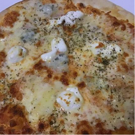 44.Pizza 4 FROMAGES