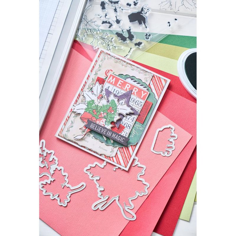 49 and Market Stamps with Framelits - Pencil Line Holly