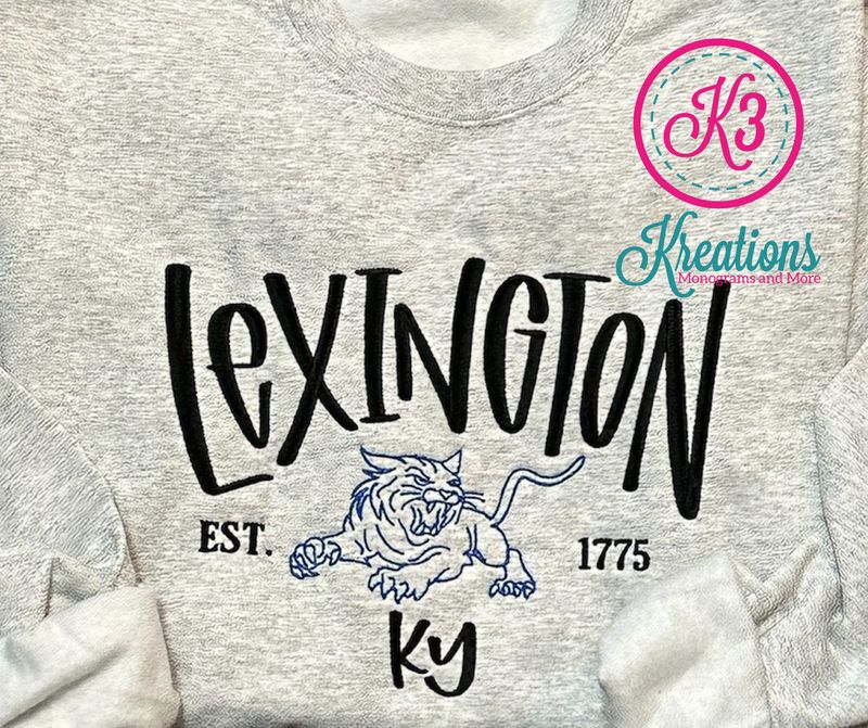 Adult Embroidered Lexington KY Gildan Crewneck Sweatshirt