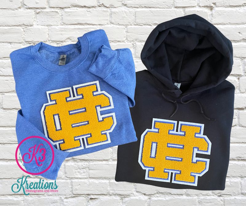 Adult HC Chenille Patch Gildan Sweatshirt (HCDT)