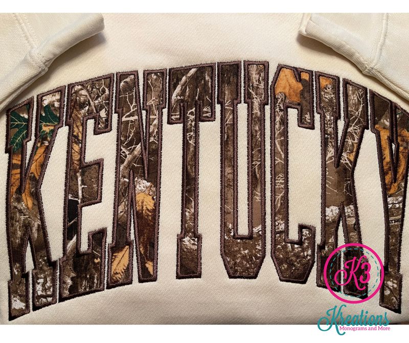 Adult Camo Kentucky Applique Fleece Crewneck Sweatshirt