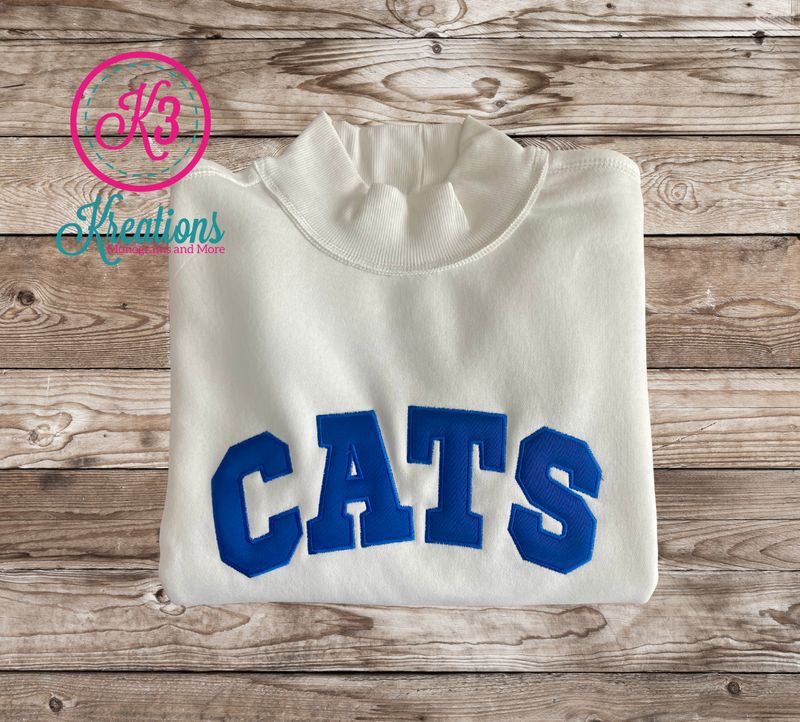 CATS Applique Cream Mockneck