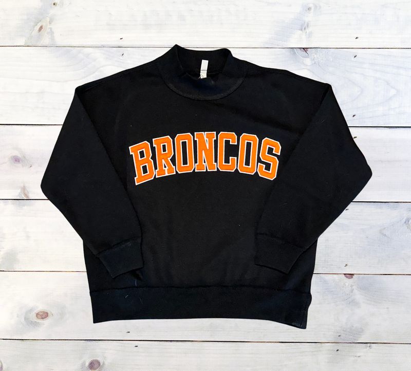 BRONCOS Applique Mockneck (FDG)