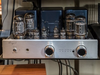 AMPLIFICATORI