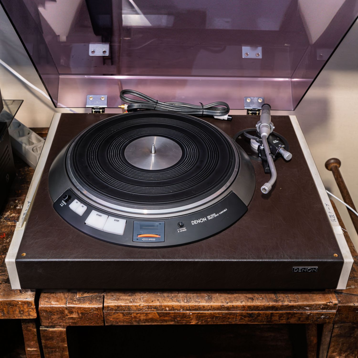 DENON DP-7000