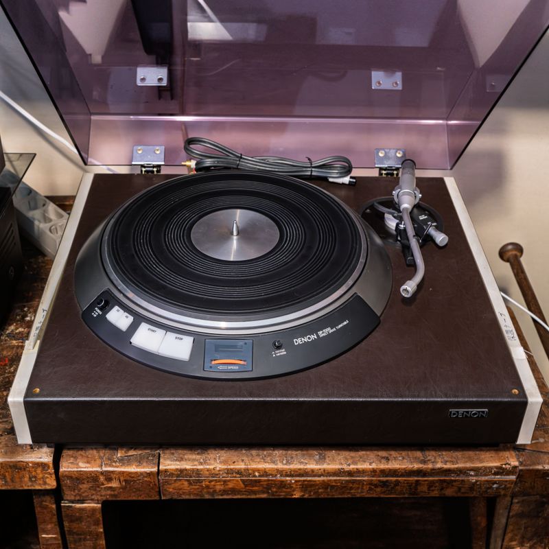DENON DP-7000