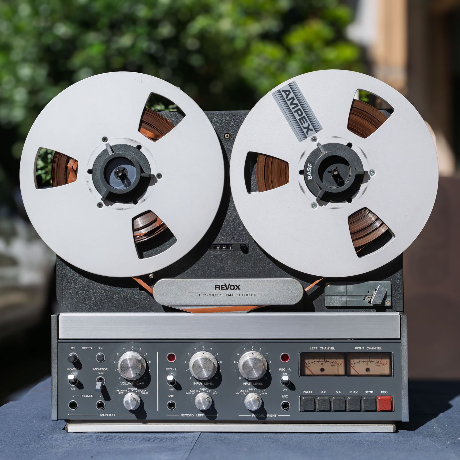 REVOX  B77