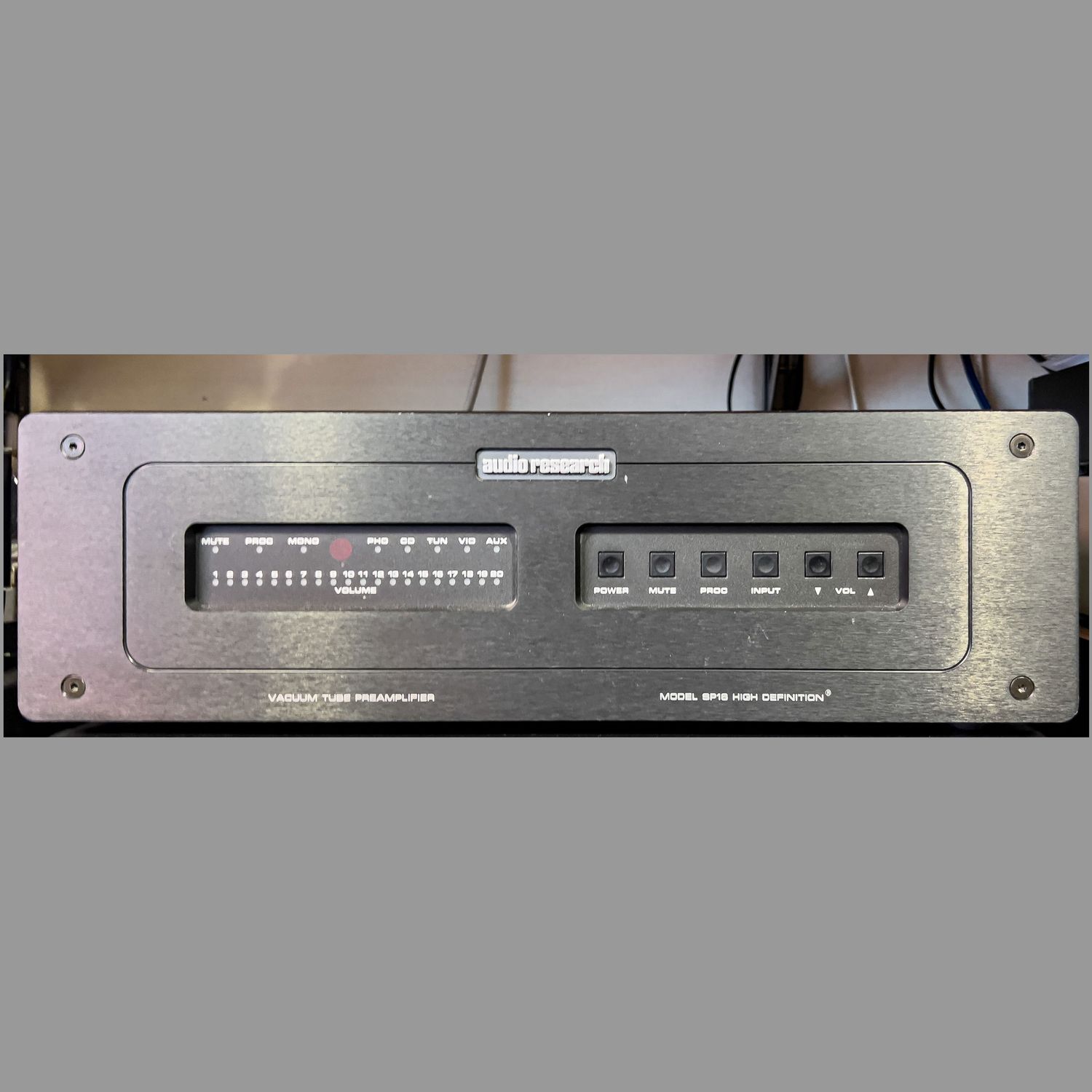 AUDIORESEARCH  SP 16 PREAMPLIFICATORE