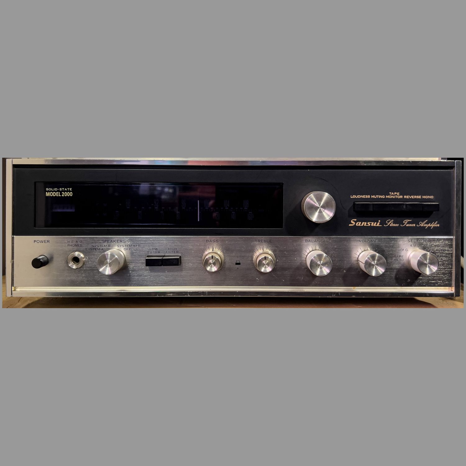 SANSUI MODEL 2000