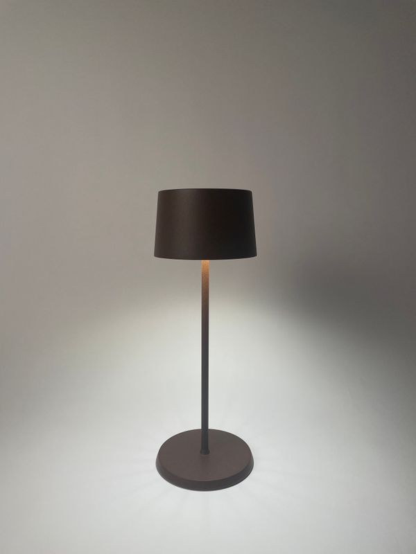 Zafferano Olivia LED Tischleuchte – Rust – Akku & Touch-Dimmer